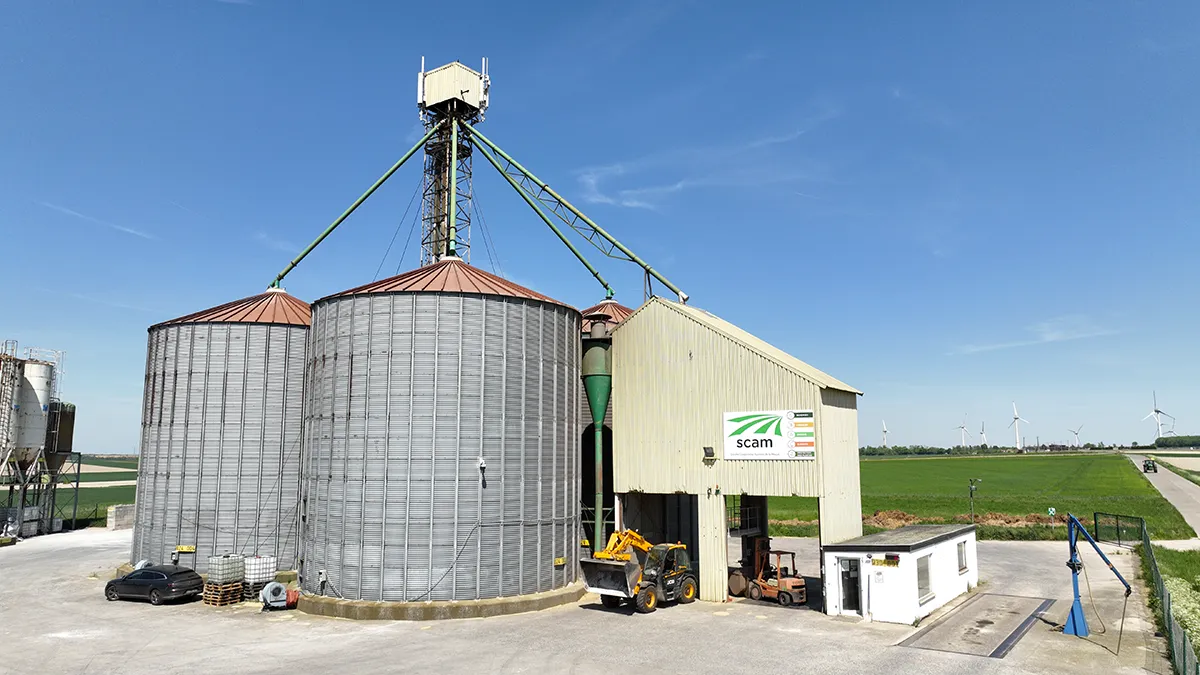 Photo a&eacute;rienne du d&eacute;p&ocirc;t de Givry