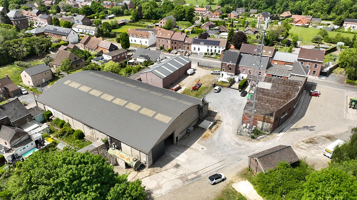 Photo a&eacute;rienne du d&eacute;p&ocirc;t de Mignault